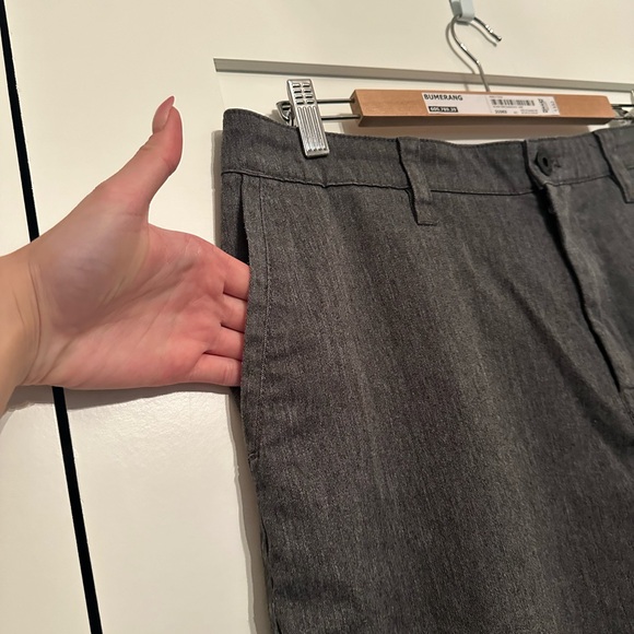 Quiksilver Men’s Grey Shorts (W 34”) - Picture 3 of 4